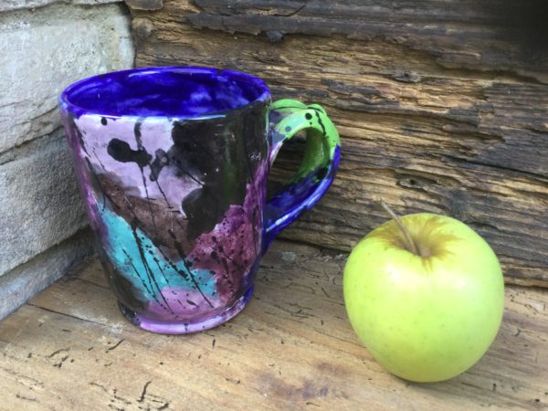 MEDIUM MUG PURPLE DRAGON CLOUDS